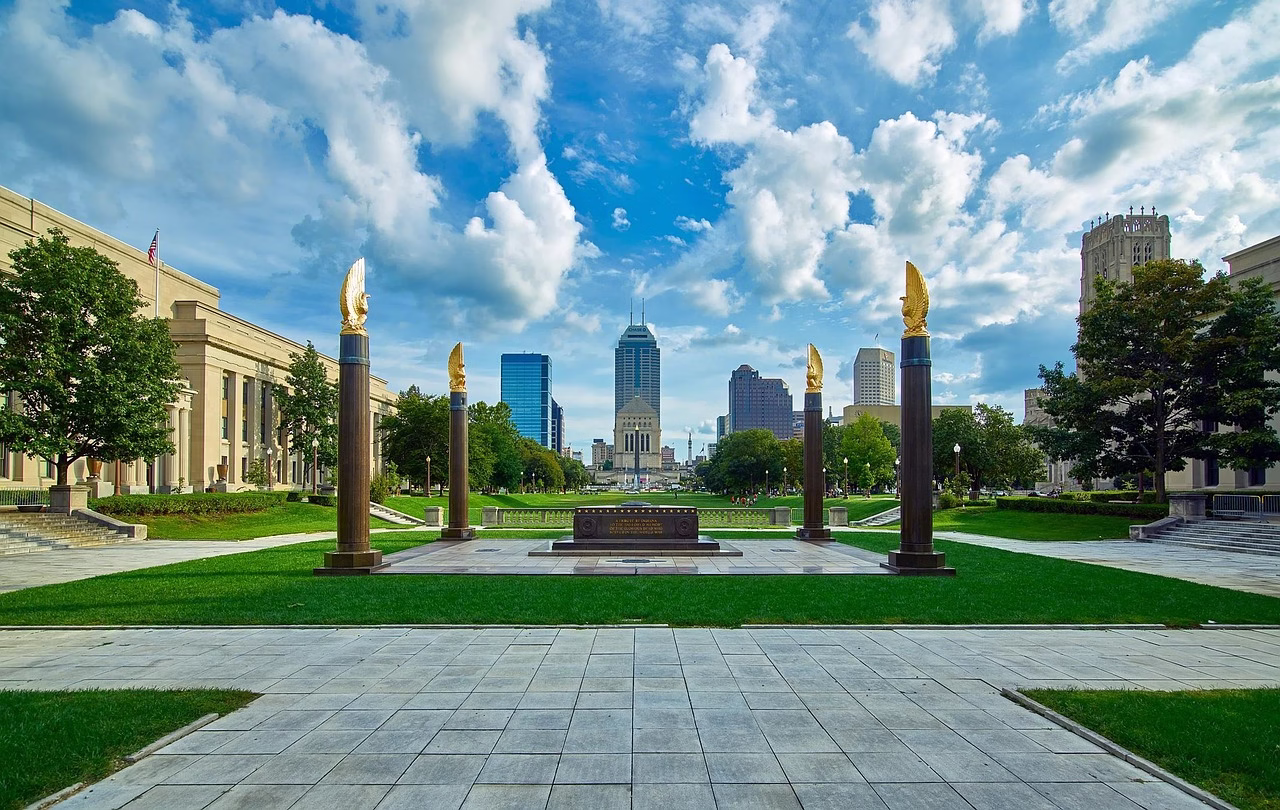 indianapolis, indiana, city, urban, nature, world war i memorial, plaza, landmark, obelisk, cityscape, downtown, skyscraper, buildings, sky, clouds, hdr
