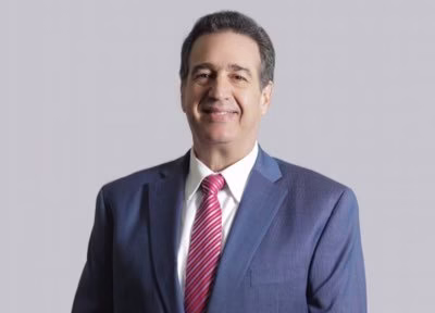 Apóstol Miguel Bogaert
