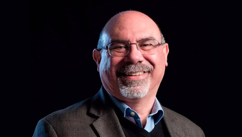 Pastor Sugel Michelén