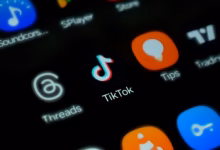 a close up of a cell phone screen with different icons