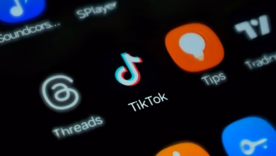 a close up of a cell phone screen with different icons