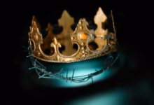 a gold and silver mask