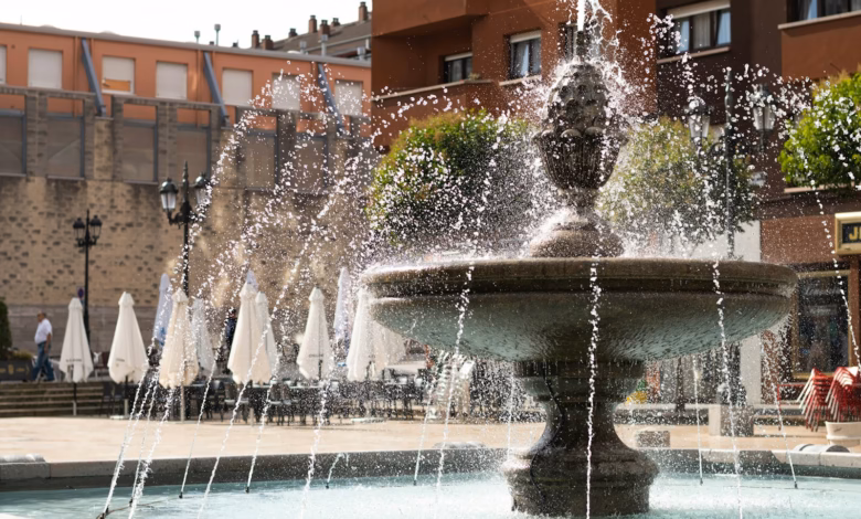 a fountain with water spouting out of it