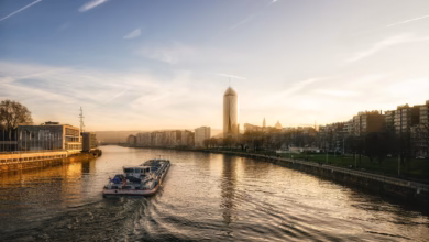 city, flow, skyline, building, ship, eve